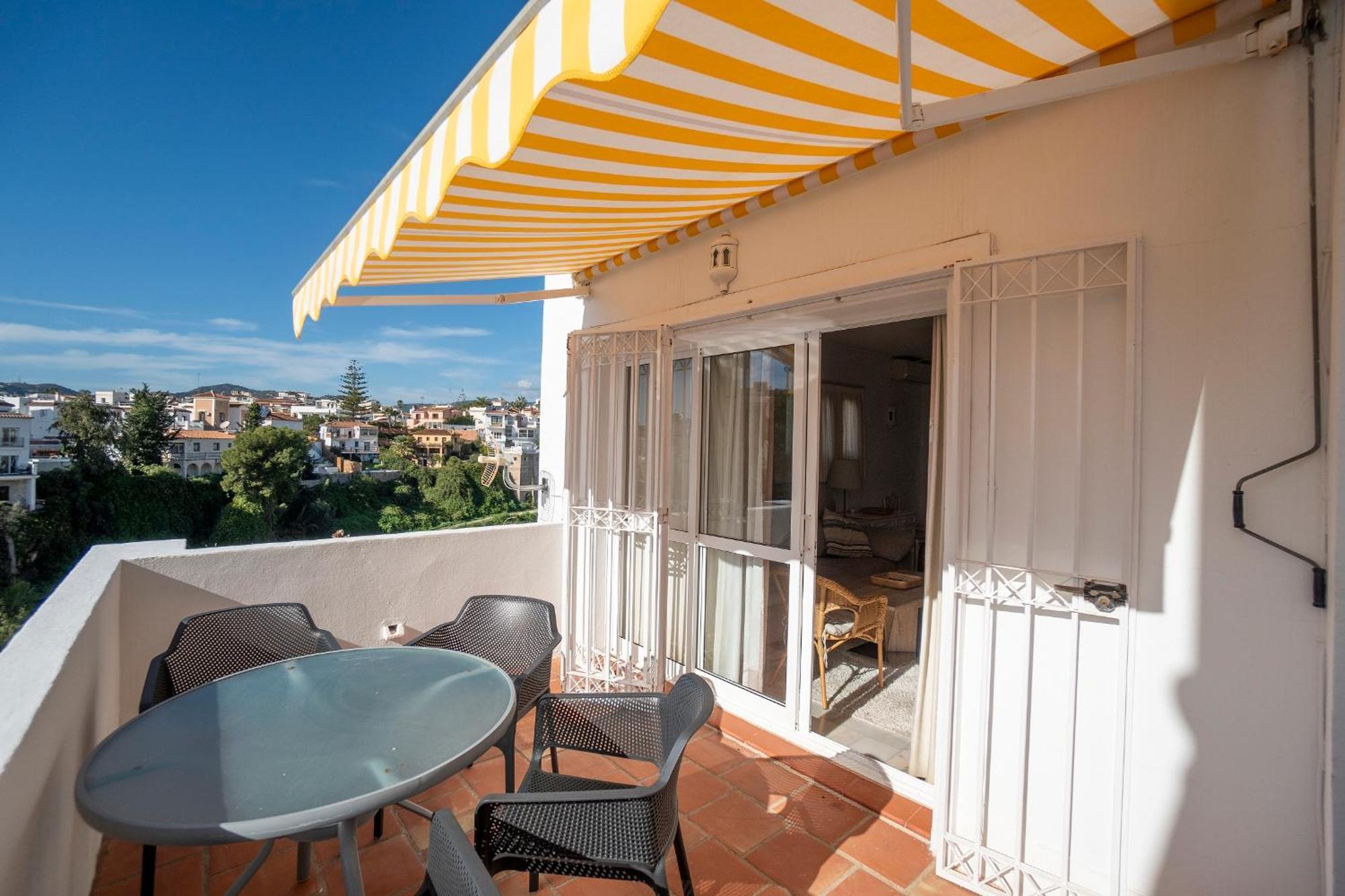 Residensol 13 Menyber Nerja Exterior foto