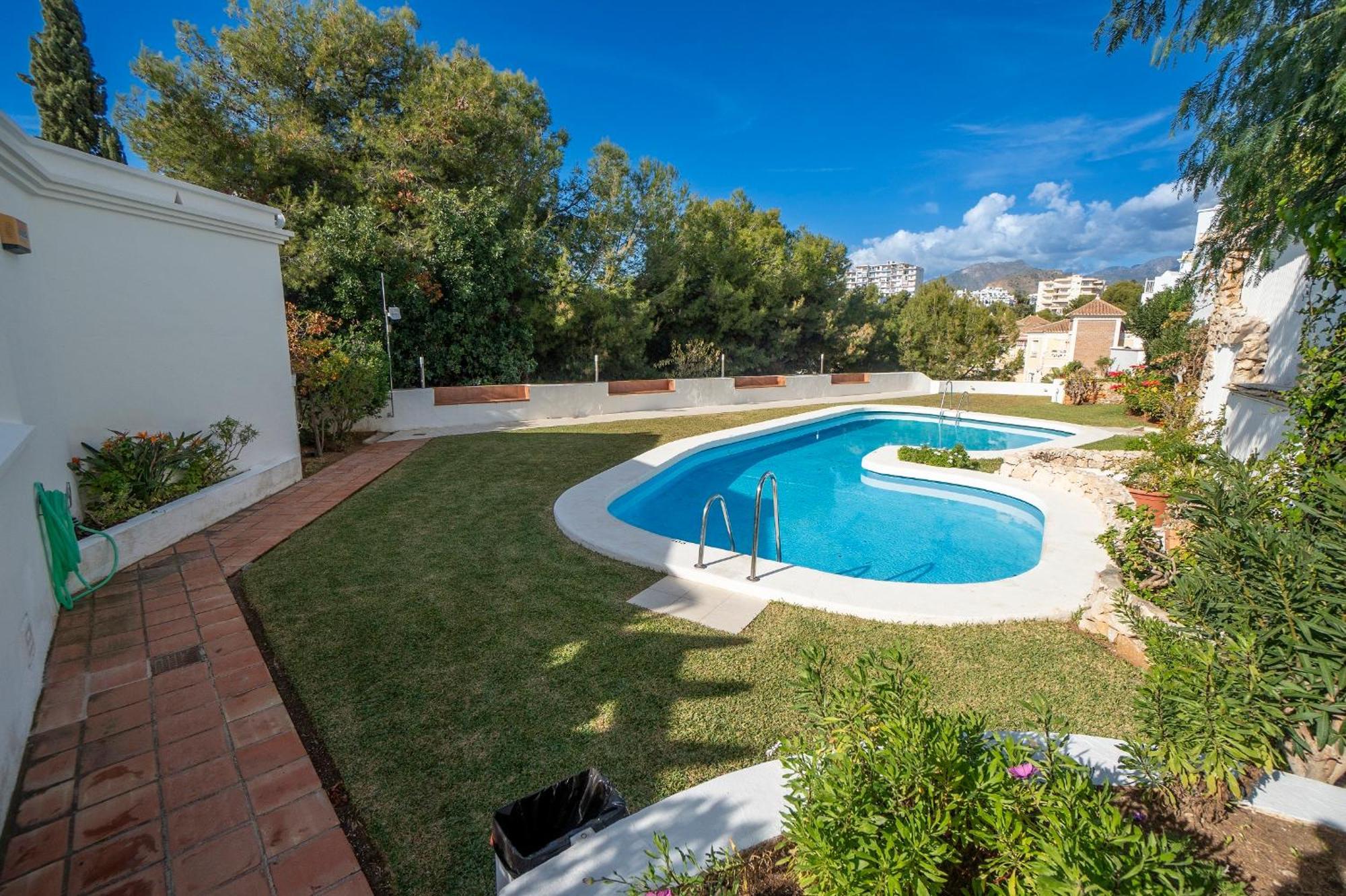 Residensol 13 Menyber Nerja Exterior foto
